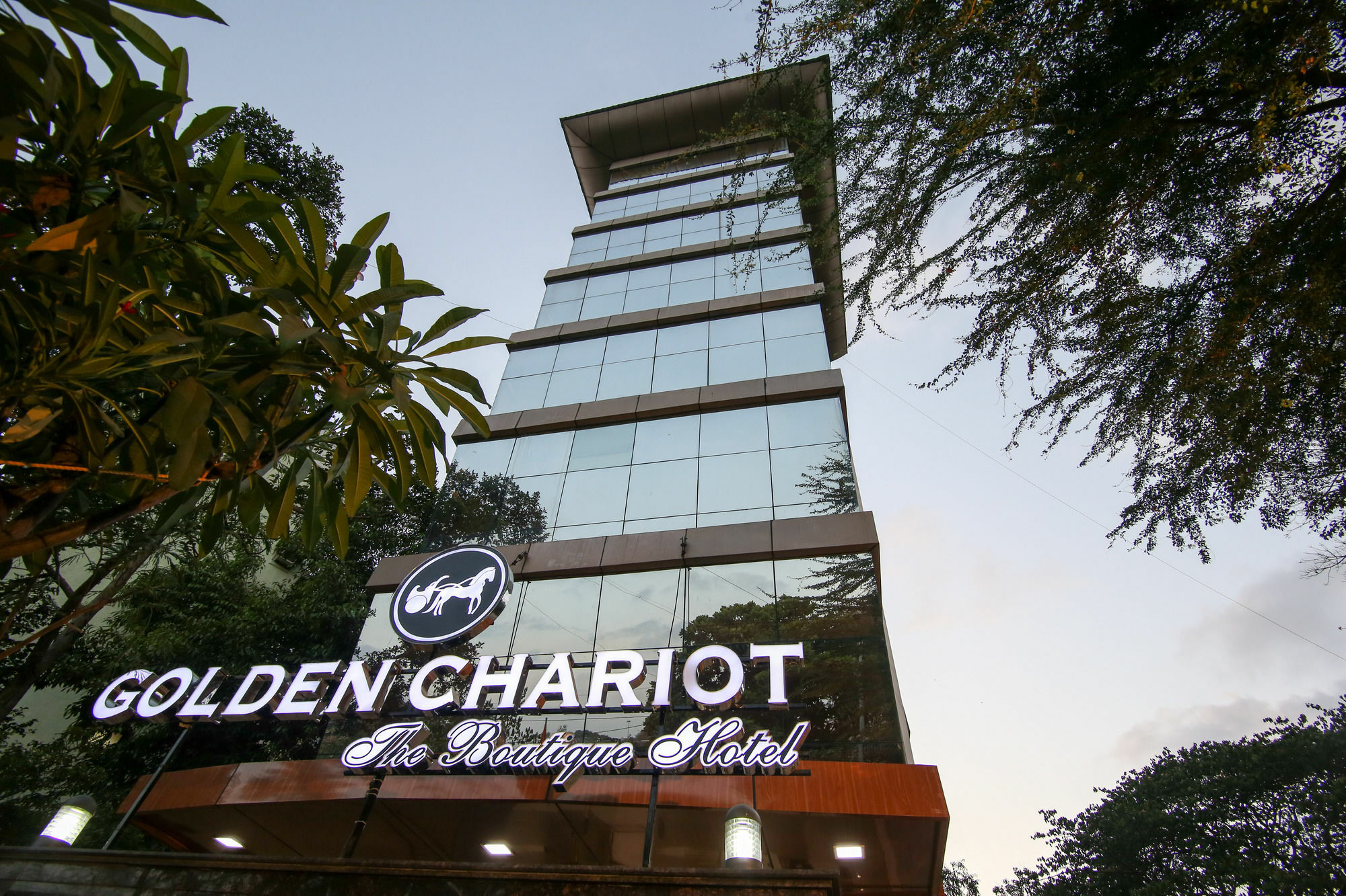 מומביי Golden Chariot The Boutique Hotel מראה חיצוני תמונה