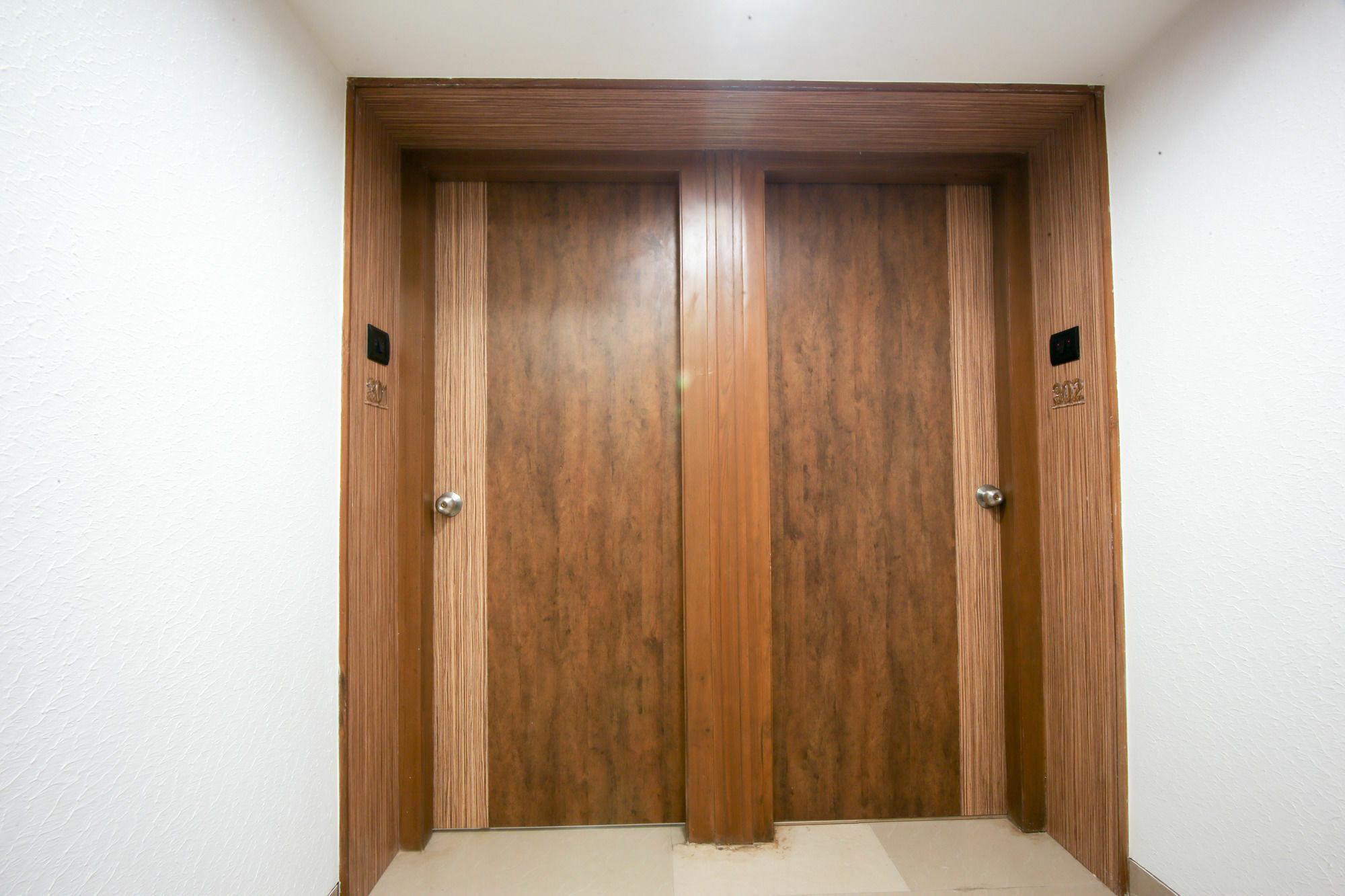 מומביי Golden Chariot The Boutique Hotel מראה חיצוני תמונה